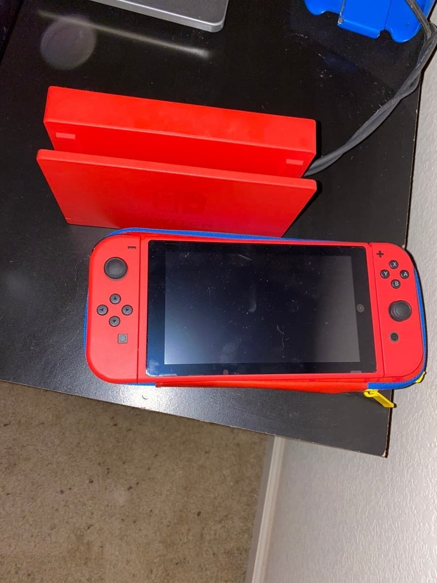 Nintendo Switch V2 