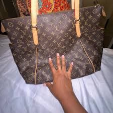 LV Bag - الرياض