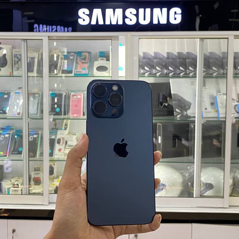 iPhone 15 Pro Max
