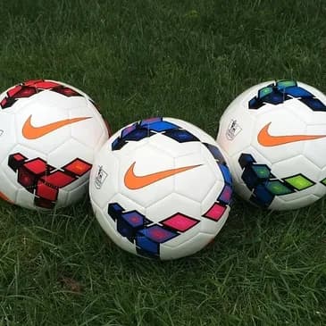 كرة ملاعب 