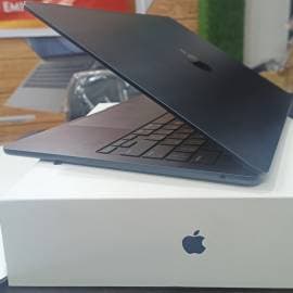 MacBook Air M2 - فوري