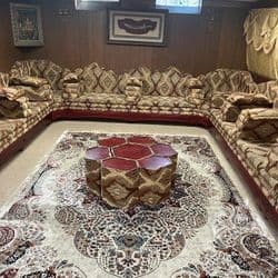 مجلس عربي كامل - جدة