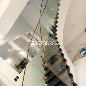 زجاج سكريت جازان