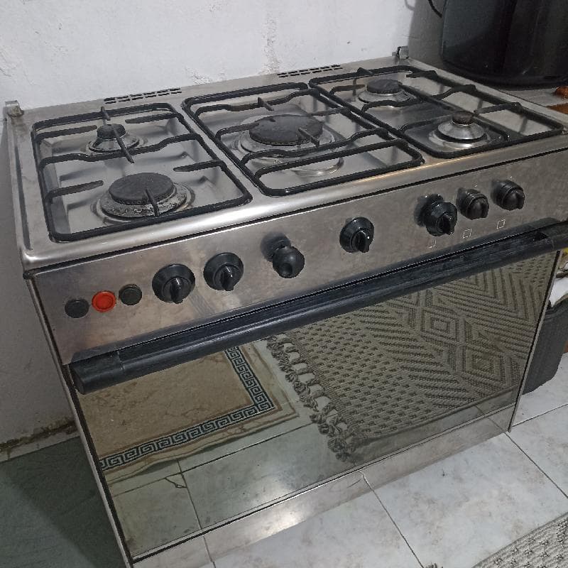 فرن غاز ايطالي
