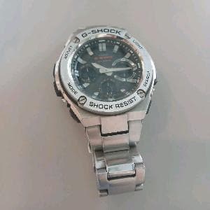 ساعةG-shock gst-s110d