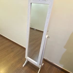 دولاب اكسسوارات