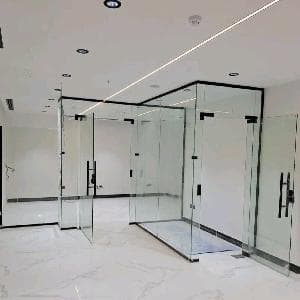 زجاج سيكوريت وجهات مكاتب ابواب استيكر جميع اعمال