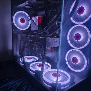 جهاز مونتاج وقيمنق خارق RTX 5070 أداء جبار