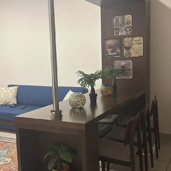 طاولة طعام مع 6 كراسي