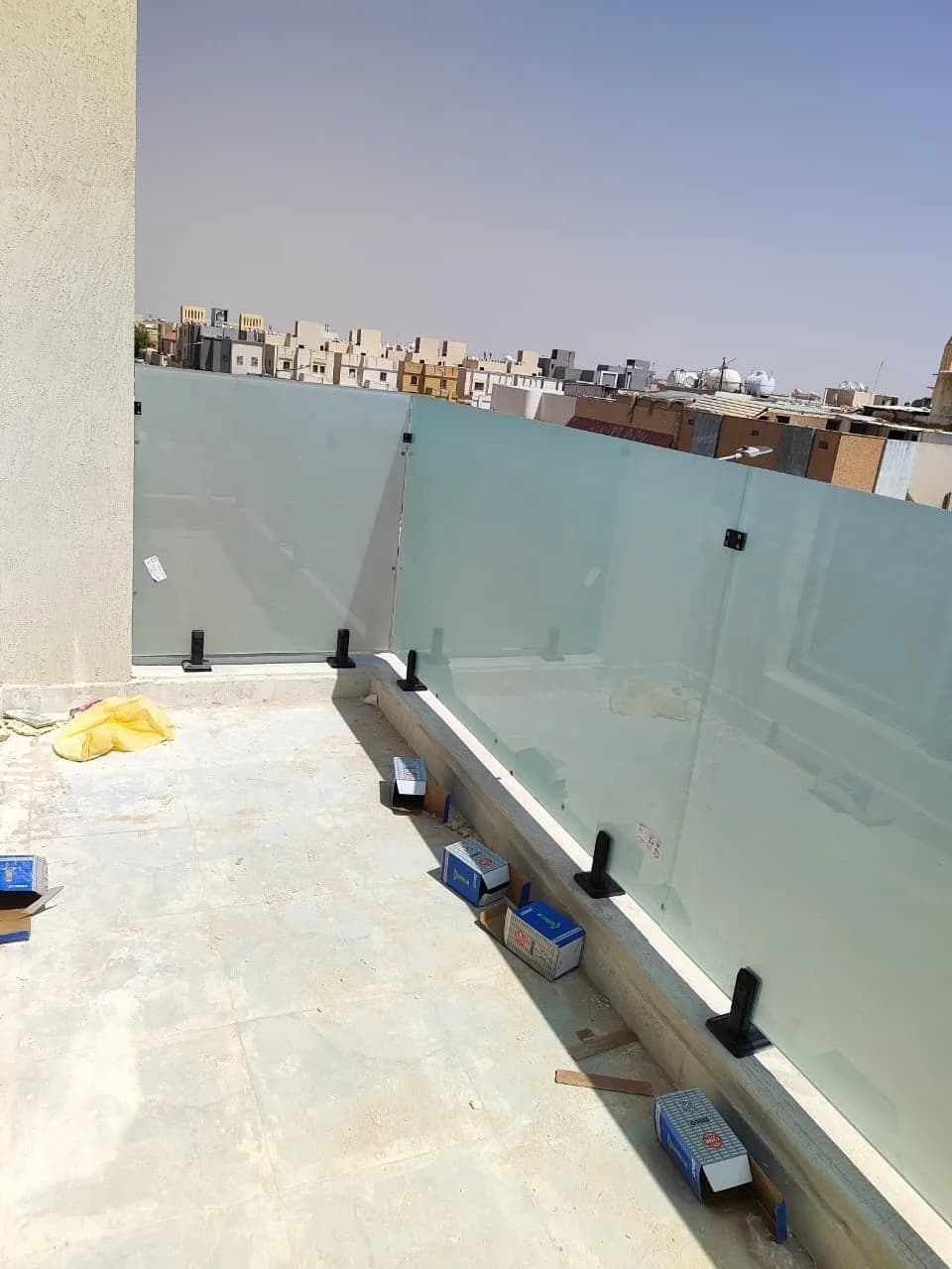 زجاج سكوريت