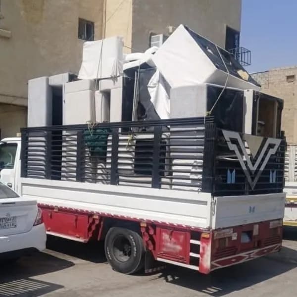 دينا توصيل الاثاث الي الجمعية الخيرية بالرياض