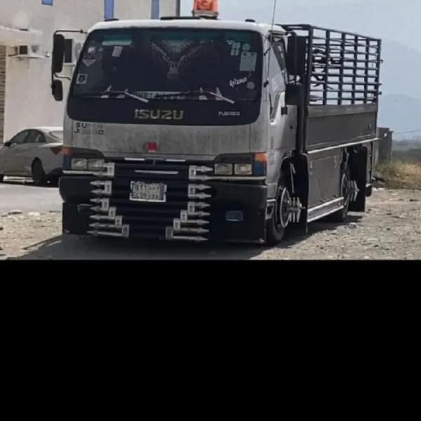 دينا طش اثاث قديم بالرياض 0507236883