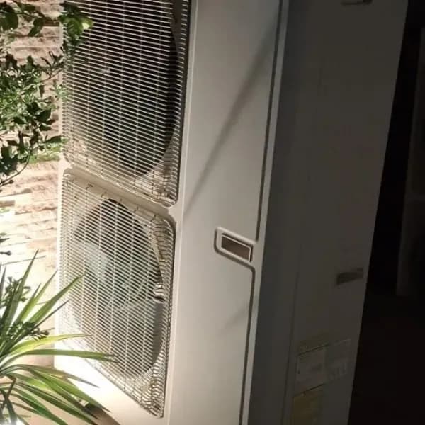 وحدات تكييف مركزي  6 داخليه و 3 خارجيههGree