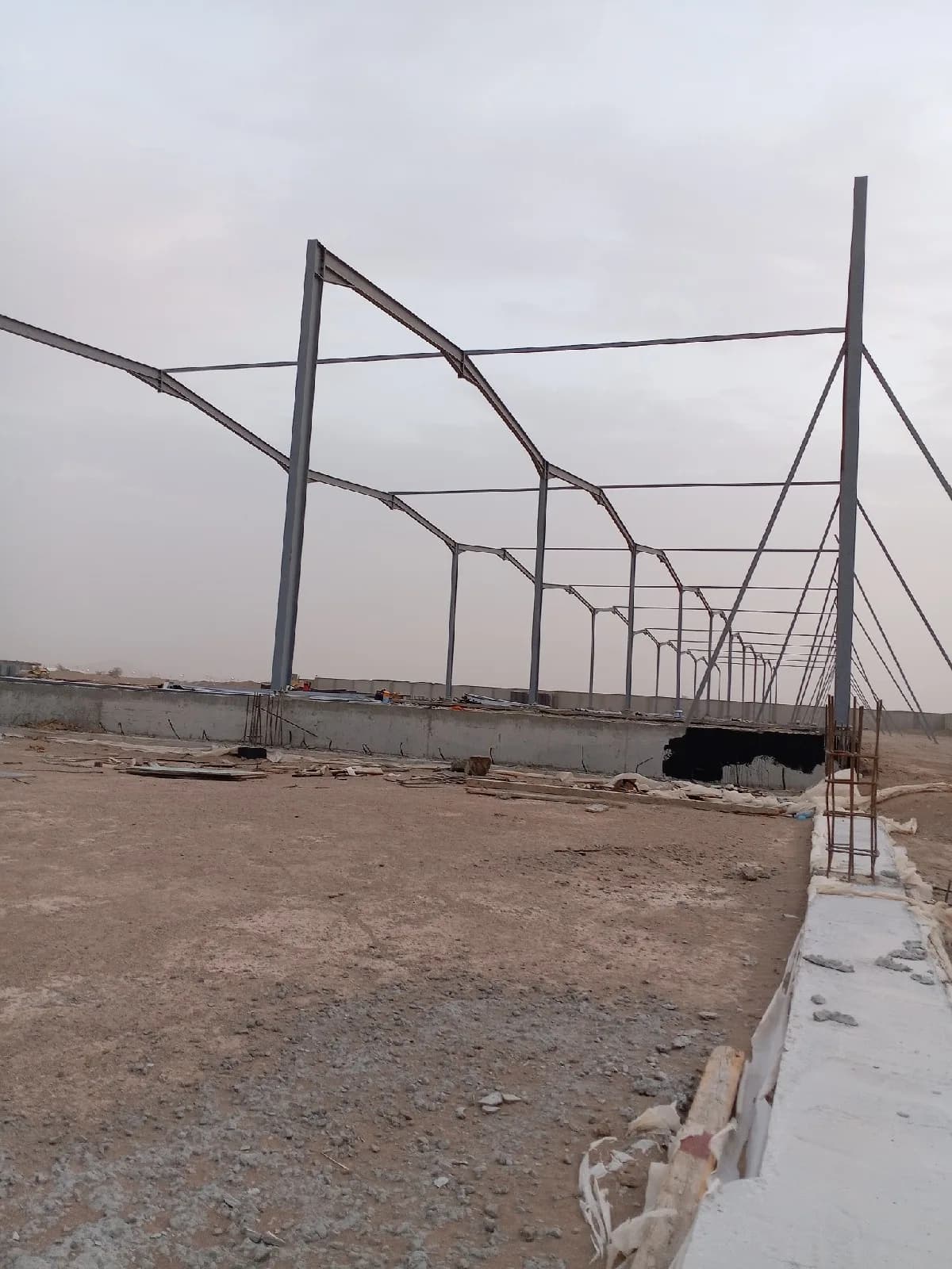 مقاول هناجر ومستودعات جدة تسليم سريع 530609559