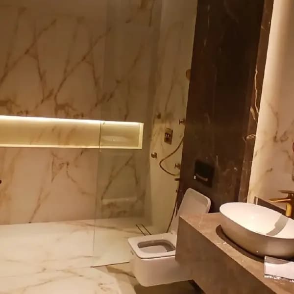 معلم بلاط سوري