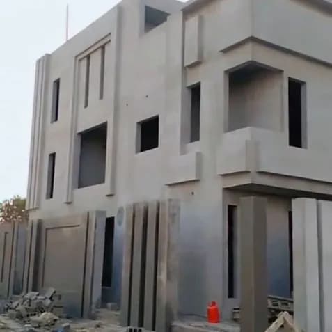 پاکستانی معلمPlastering Craftsman in Abha