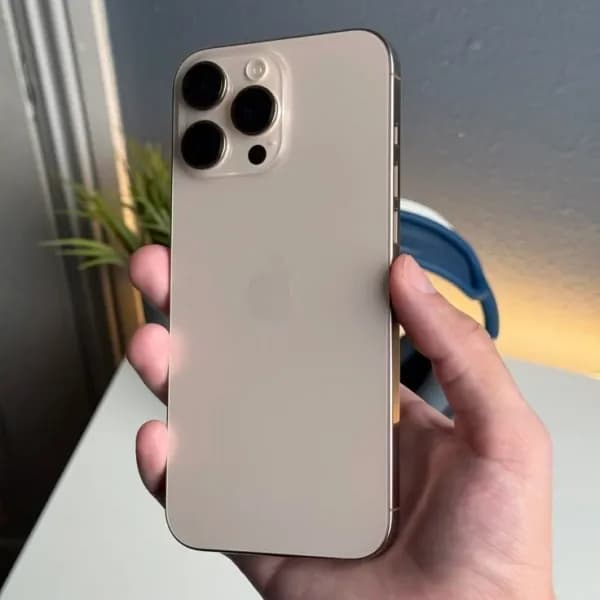 iPhone 16 Pro Max 256 GB Desert Titanium