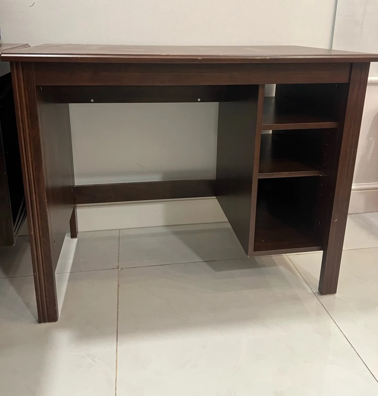 Personal desk