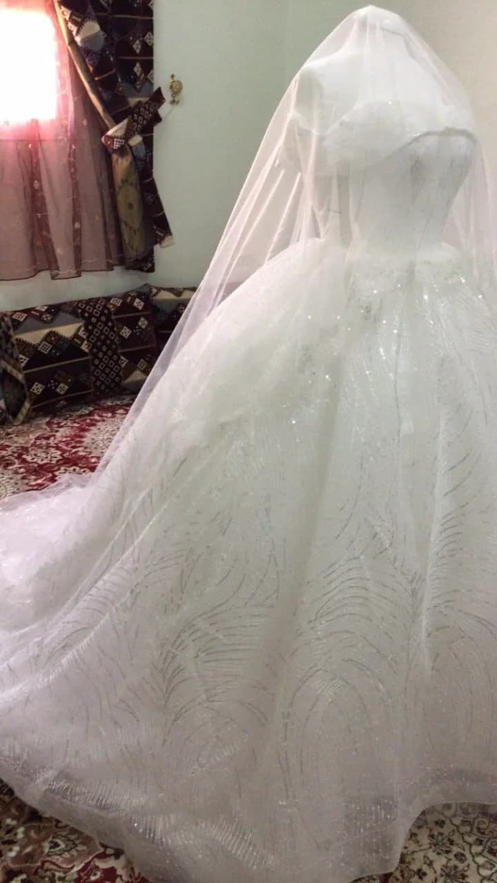 فستان زواج جديد مقاس M