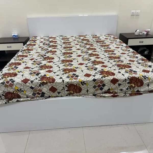 طقم غرفة نوم بدون مرتبة