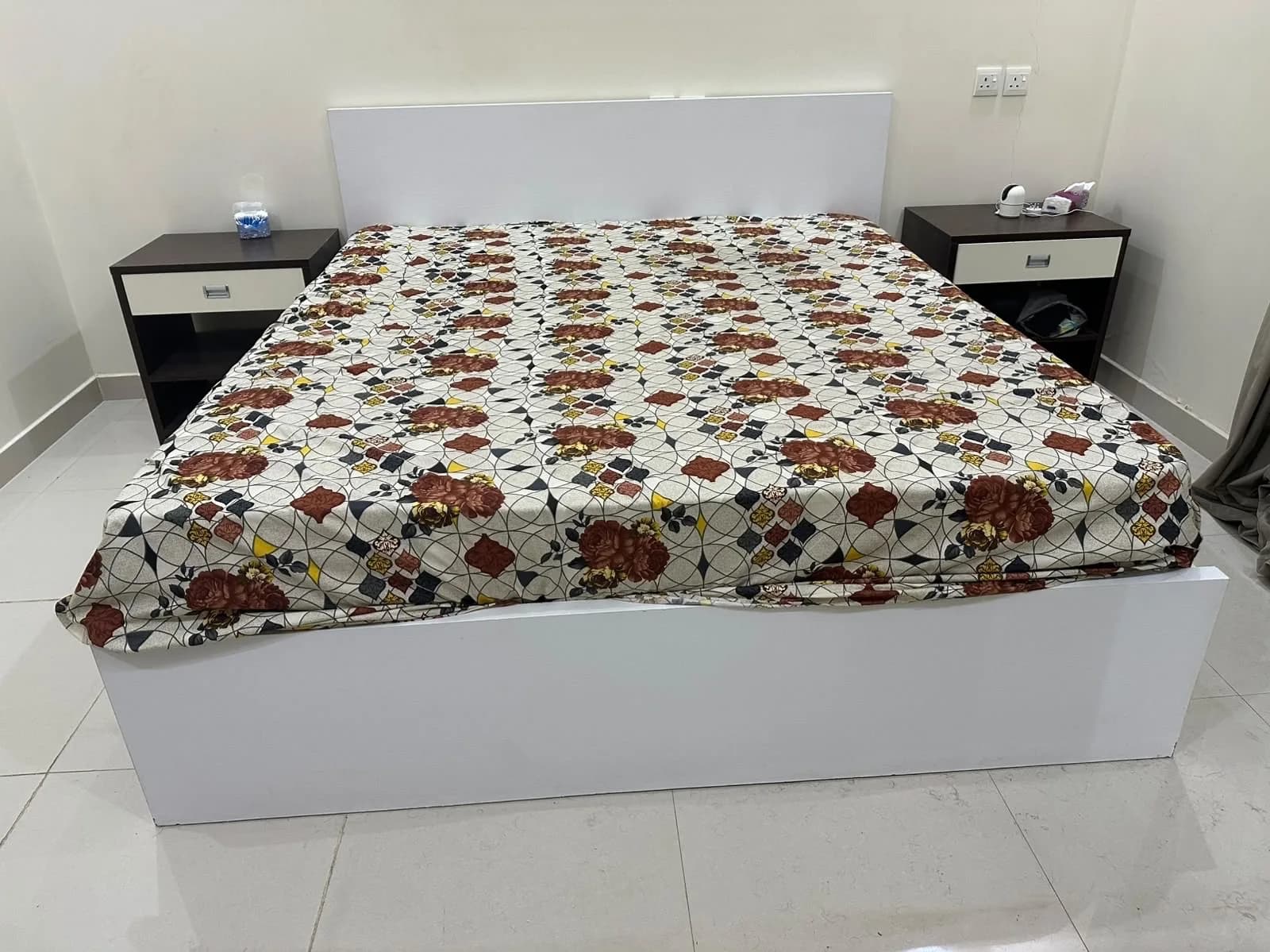 طقم غرفة نوم بدون مرتبة