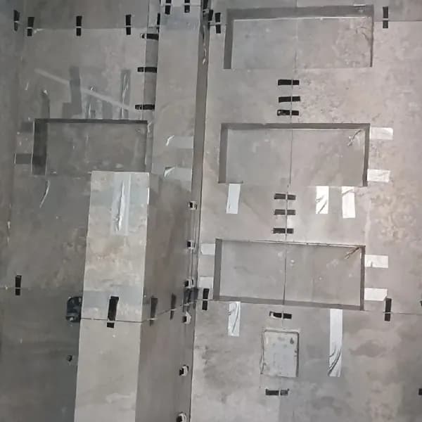 فني بلاط ورخام وتفصيل مغاسل