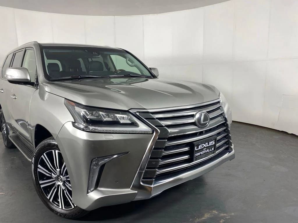 للبيع سيارة لكزس LX 570 موديل 2021 مستعملة، كاملة