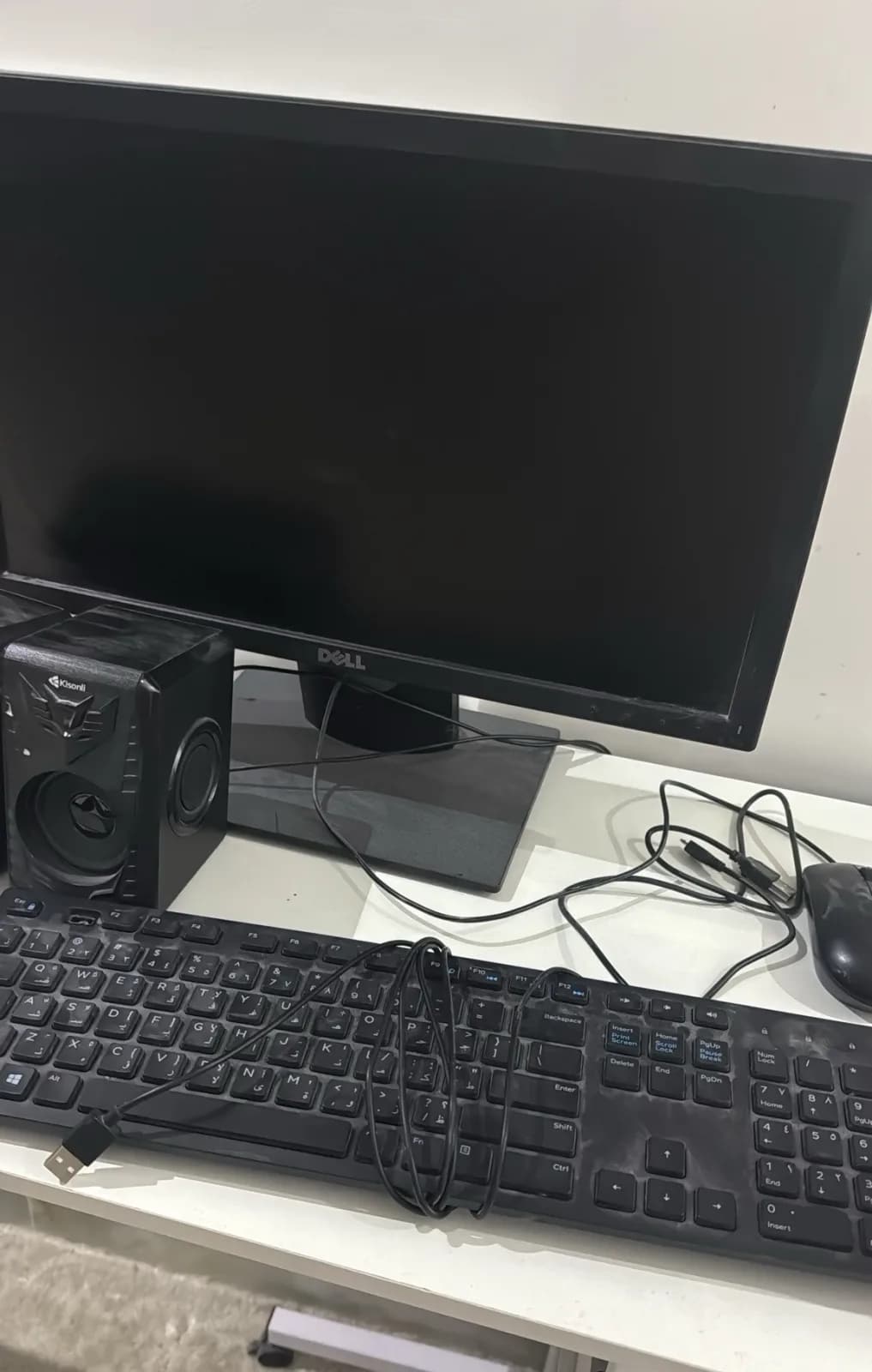 جهاز كمبيوتر مكتبي ( ديل ) مستخدم نظيف