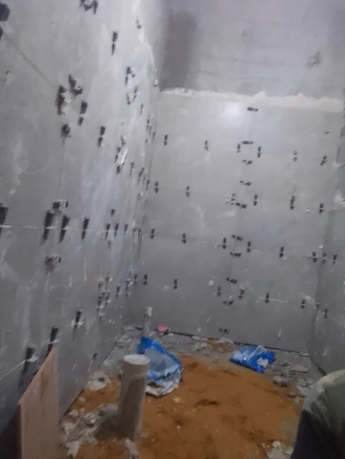 معلم بلاط