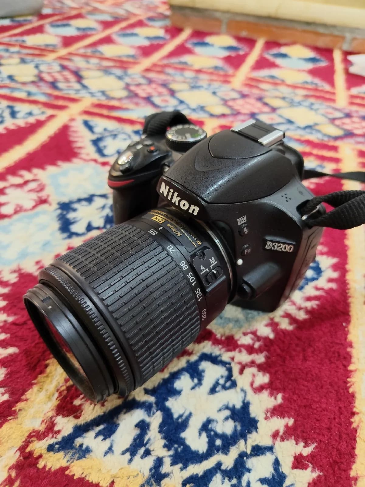 كاميرا نيكون D3200
