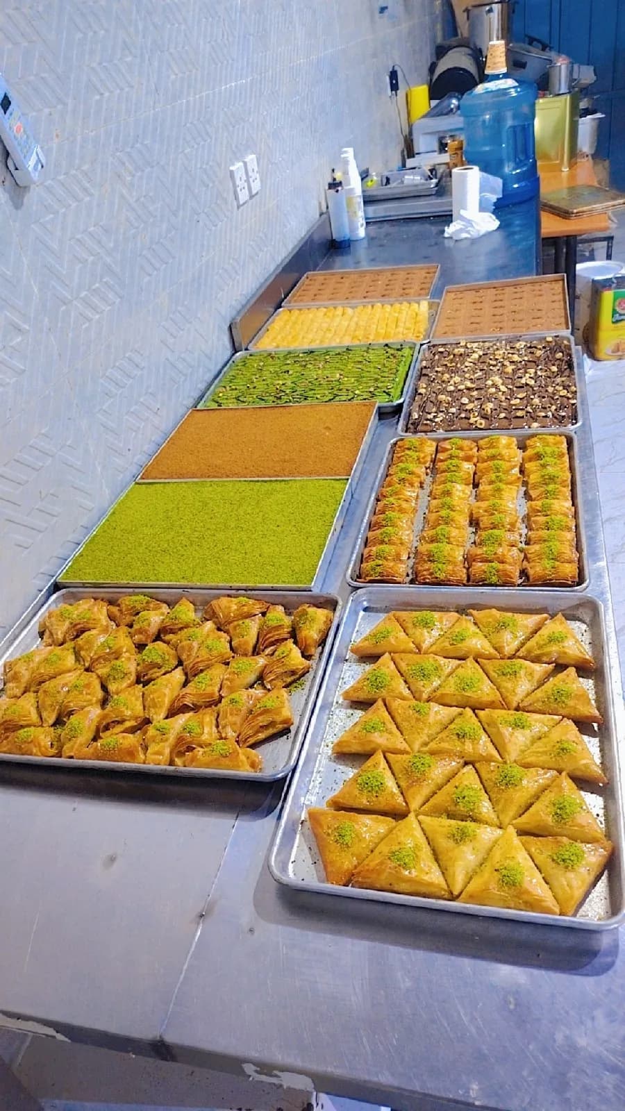 شيف حلويات شرقية وغربية